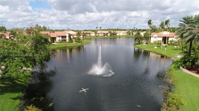 Building Photo - 1227 SW 46th Ave