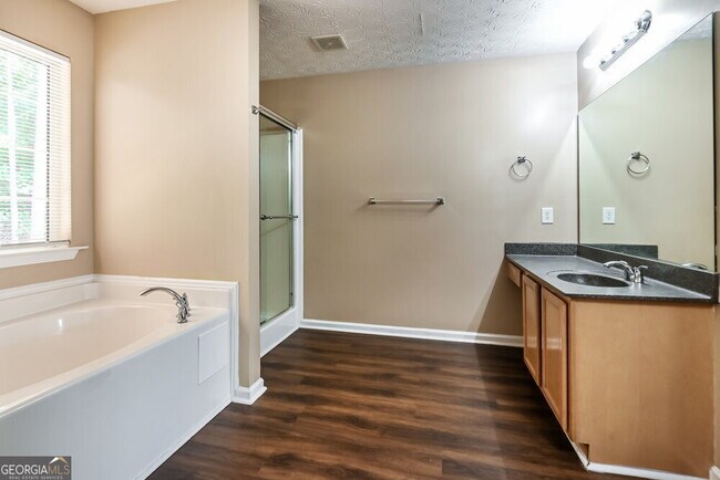 Building Photo - 4103 Laurel Bend Ct