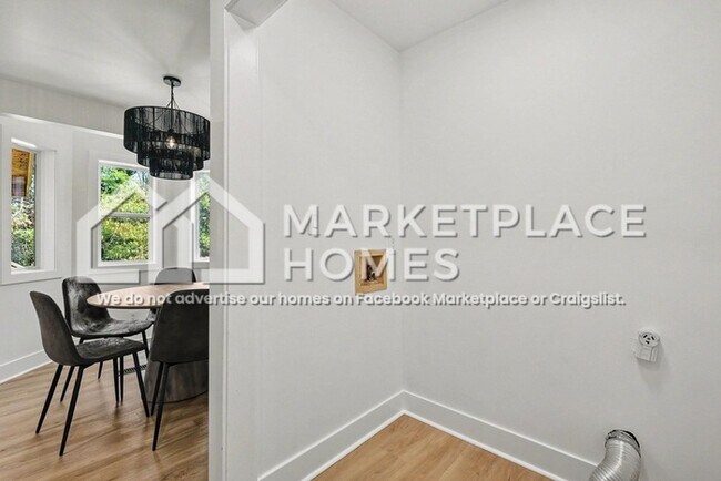 Building Photo - 207 Waterview Dr