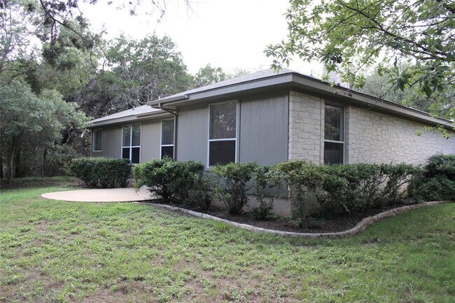 Building Photo - 5709 Hudson Bend Rd