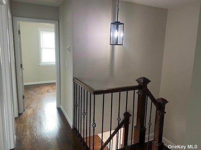 Building Photo - 12 Baylis Pl