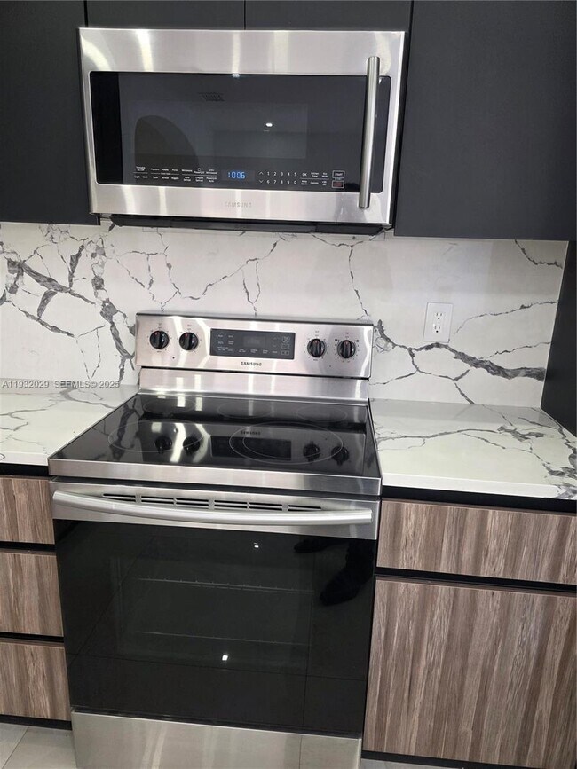 Building Photo - 16643 SW 80th Terrace