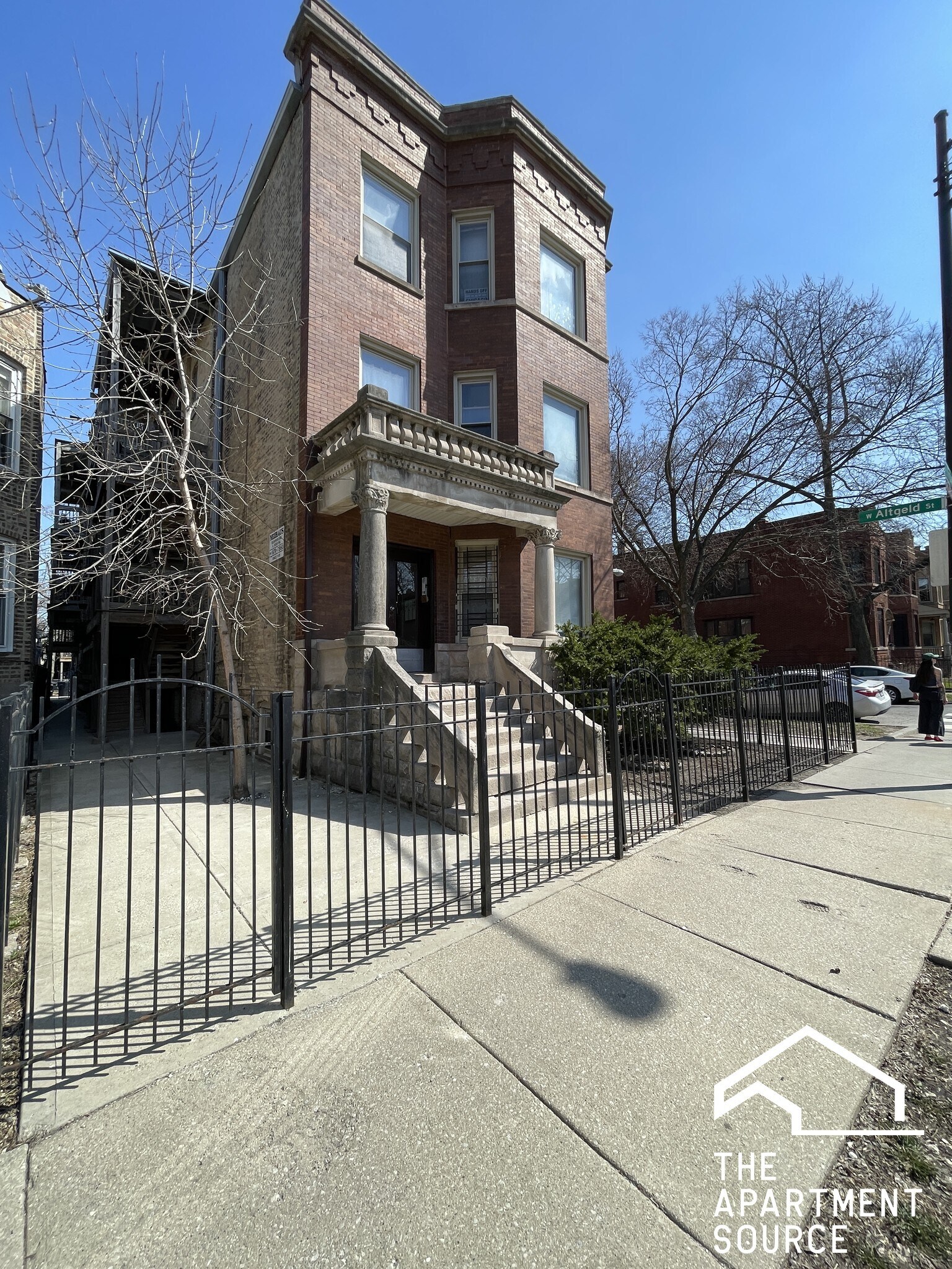 Building Photo - 2501 N Kimball Ave