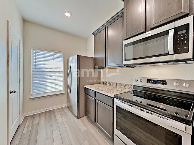 Building Photo - 7942 Cactus Plum Drive