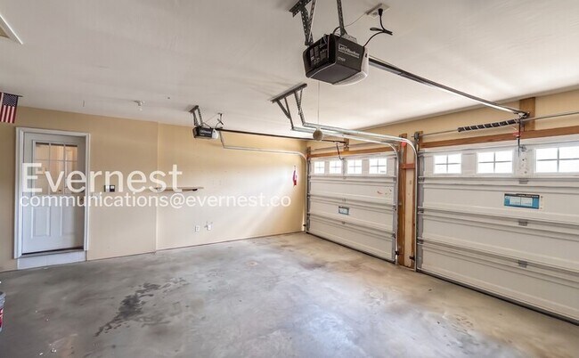 Building Photo - 1726 Hawk Run Ln