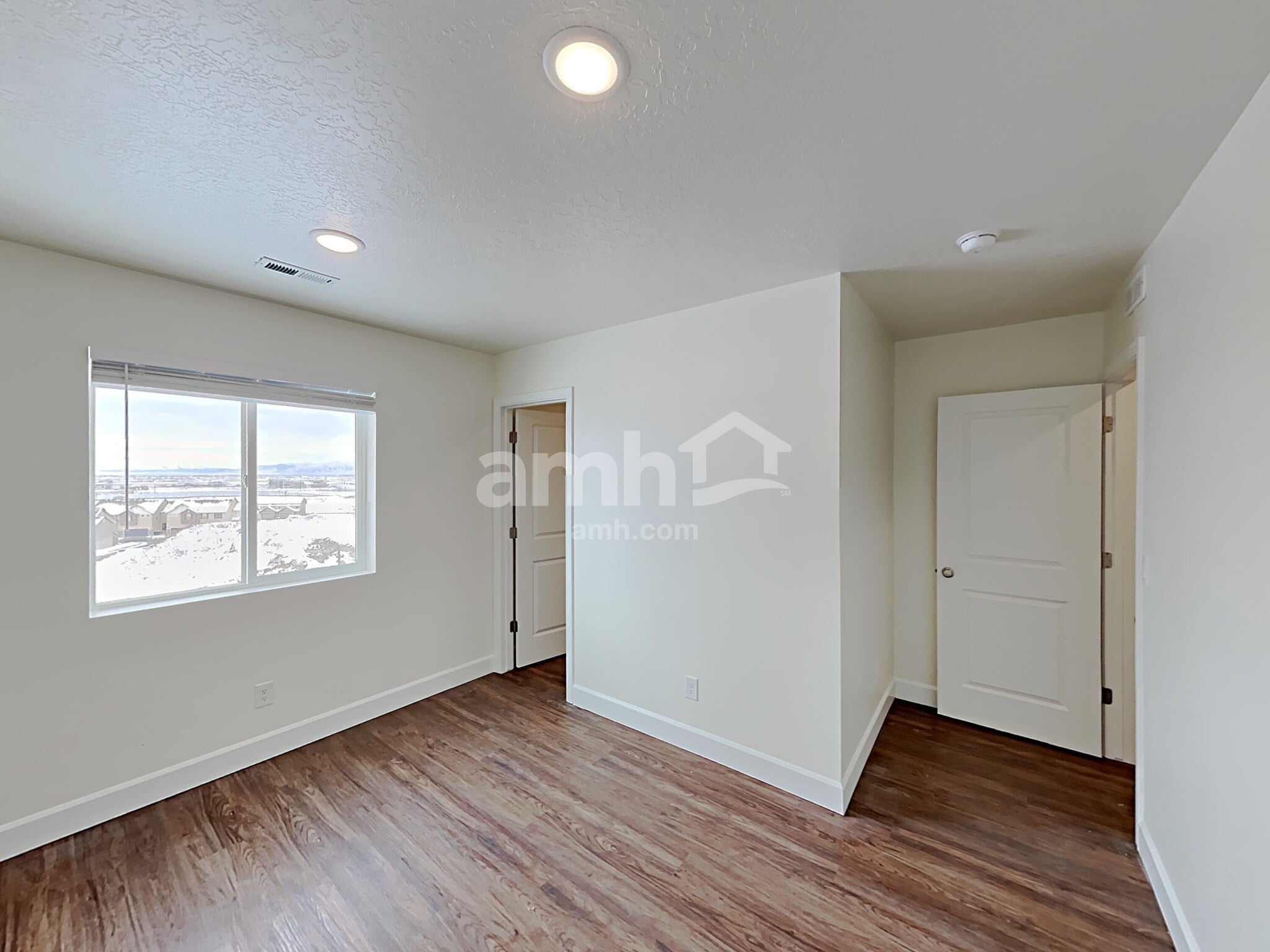 Building Photo - 1287 N Wagon Wy