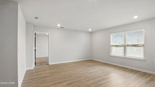 Building Photo - 6488 Slabinski Ln
