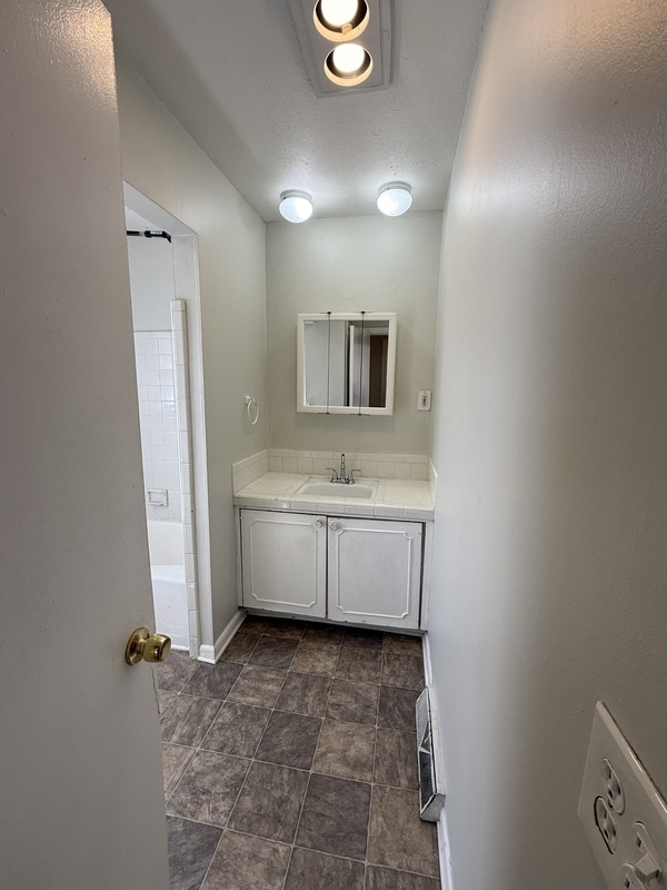 Building Photo - 3616 Hester Ln NW