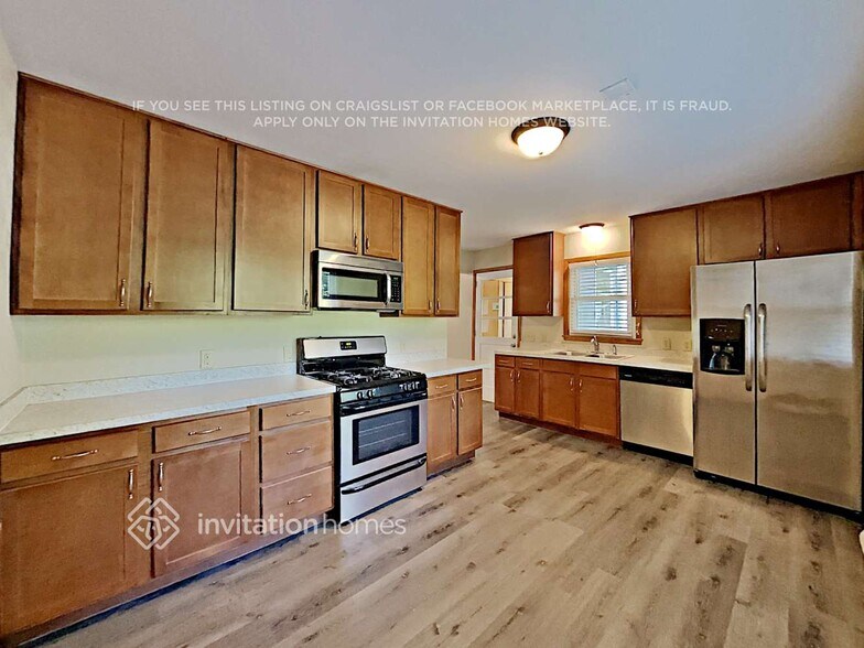 Building Photo - 5108 Beacon Hill Rd