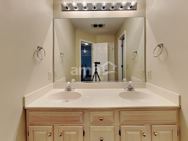 Building Photo - 4605 Norsaw Ct