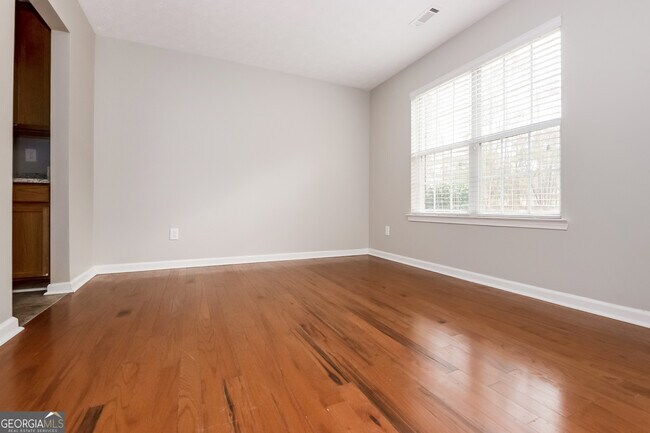 Building Photo - 70 Fairwoods Ct