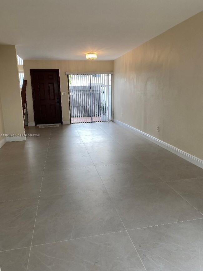 Building Photo - 11339 SW 71st Ln