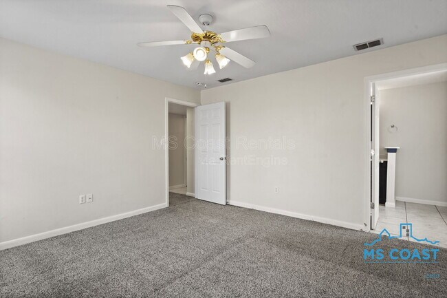 Building Photo - 5910 Chicopee Trce