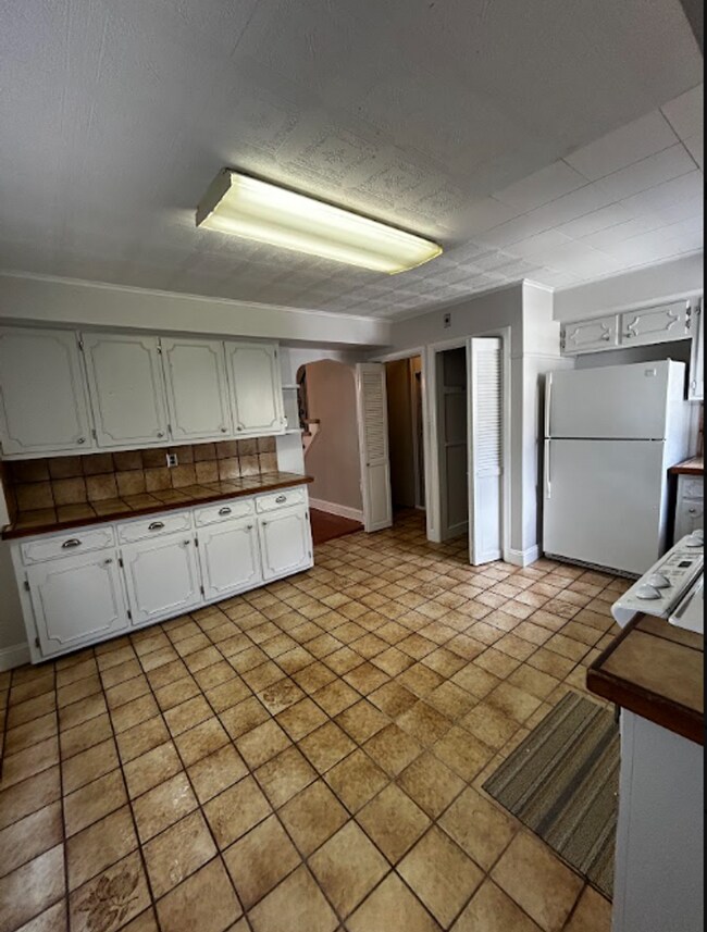 Building Photo - 805-807-807 N Irving Ave
