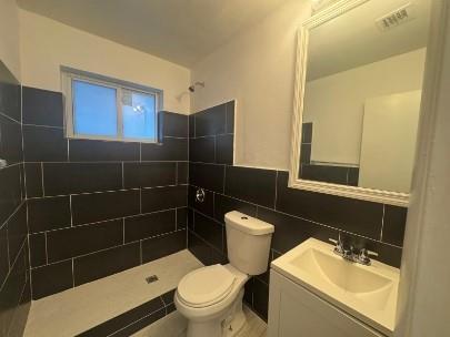 Building Photo - 6120 SW 22nd Ct