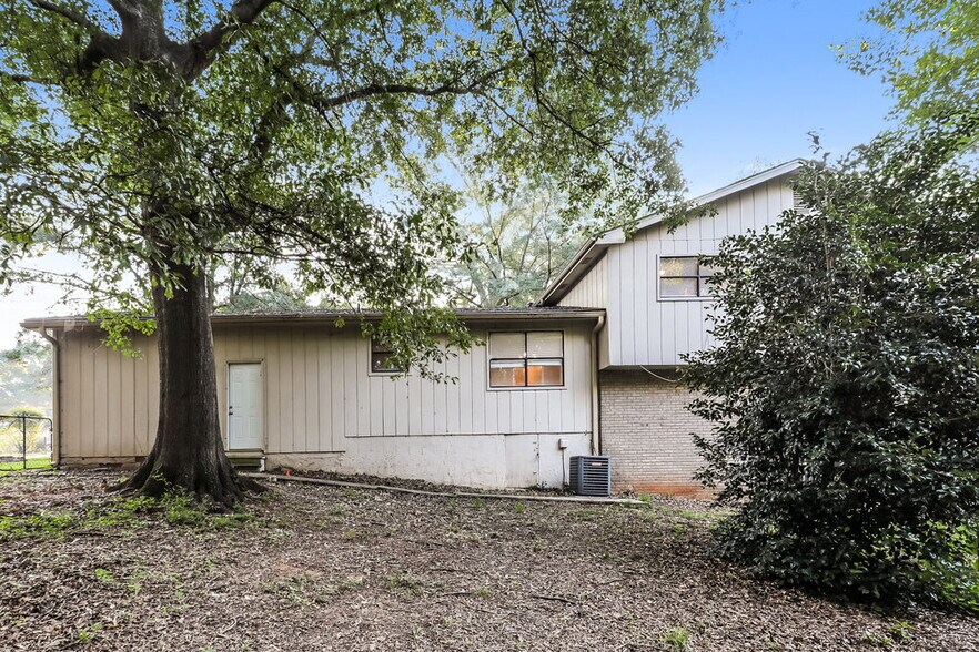 Building Photo - 7709 Glen Devon Rd