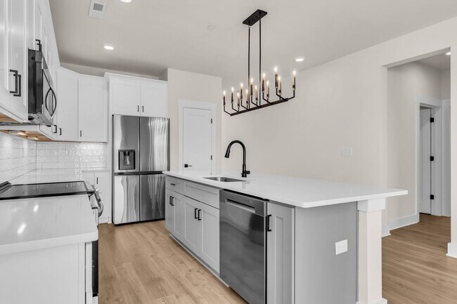 Building Photo - Charming New Build