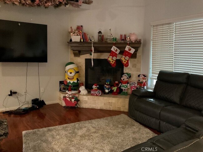 Building Photo - 11546 Hickory Ave