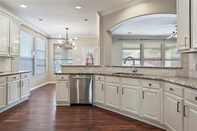 Building Photo - 2700 Timberwood Dr
