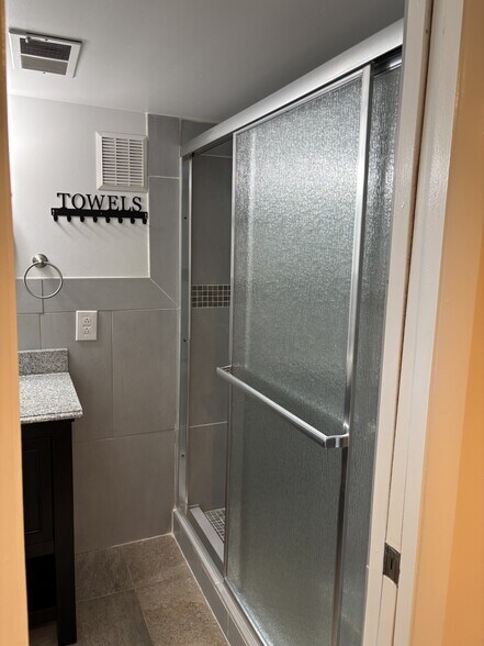 Basement bathroom - 48 Hope Rd