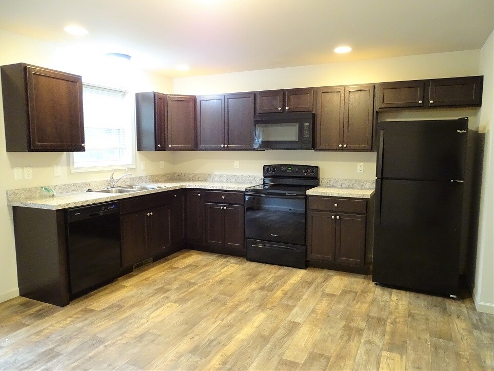 Building Photo - 45 Maize Cir