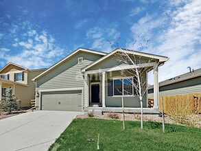Building Photo - 551 Reserve Ave