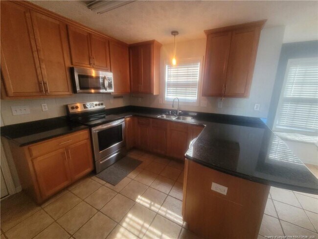 Building Photo - 3320 Benson Pl