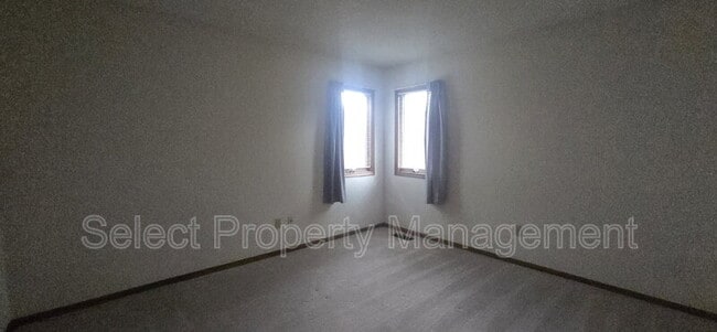 Building Photo - 10915 Pine Mills Rd