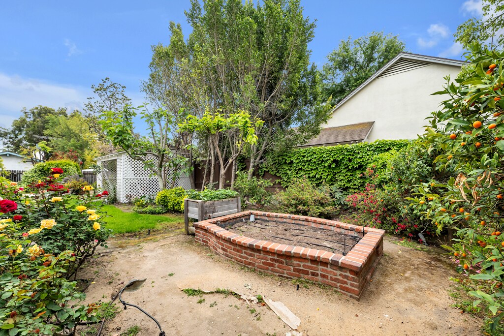 Building Photo - 4722 Forman Ave