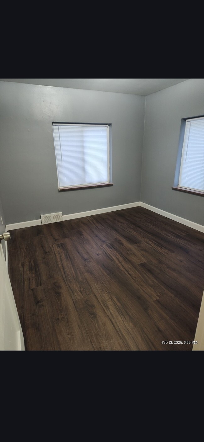 Building Photo - 11052 Chapp Ave