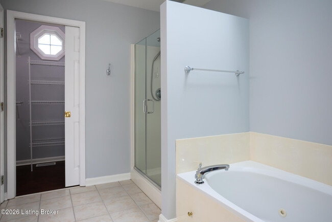 Building Photo - 4421 Sycamore Forest Pl