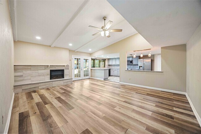 Building Photo - 14515 Merry Meadow Dr