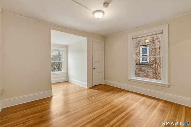 Building Photo - 784 Howard Ave