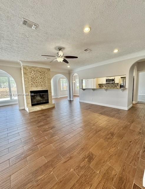 Building Photo - 120 Hombre Cir