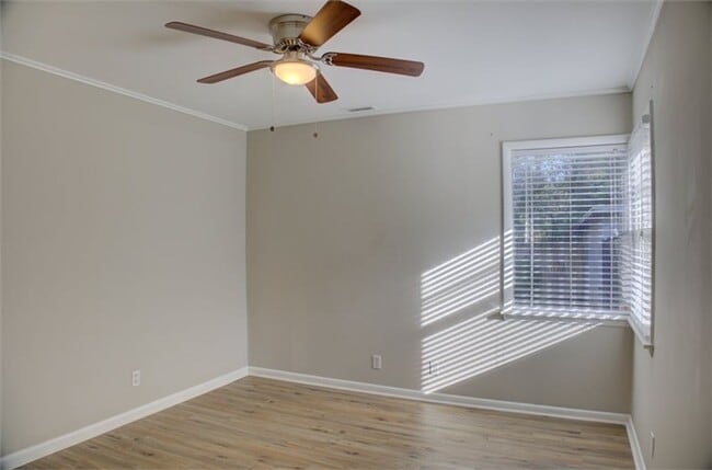 Building Photo - Beautiful Ranch-Style Rental in Marion Gardens!