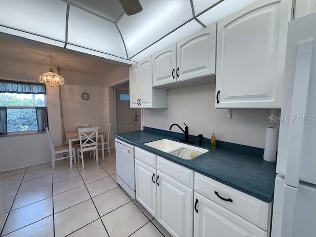 Building Photo - 19 Whispering Sands Dr