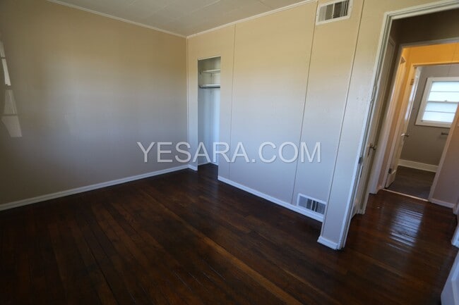 Building Photo - 2911-2911 Market St