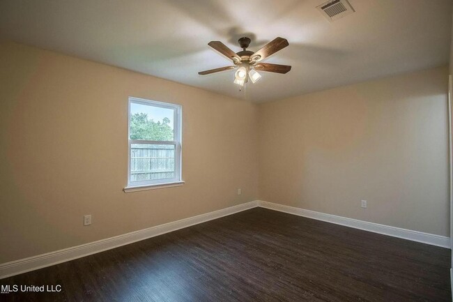 Building Photo - 3508 Nunnally St