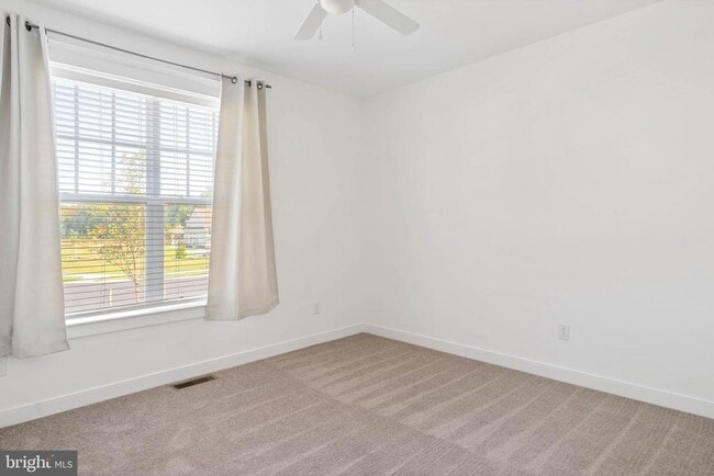 Building Photo - 22395 Arbor Cir