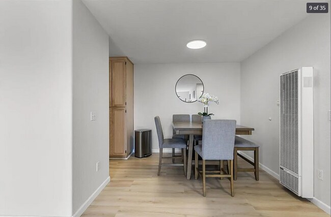 Building Photo - 2 Bedroom 2 Bath Condo in Gated Community ...