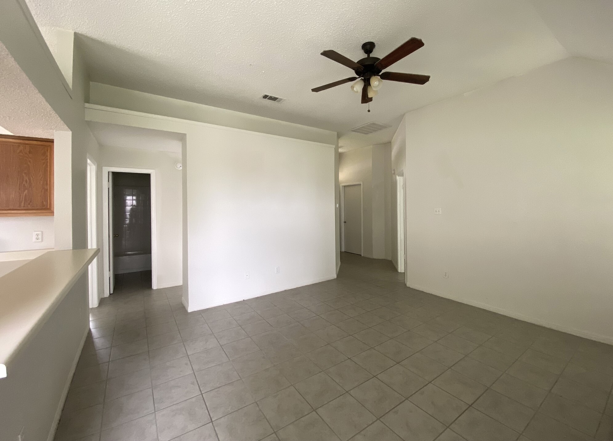 Building Photo - 2707 Starling Dr
