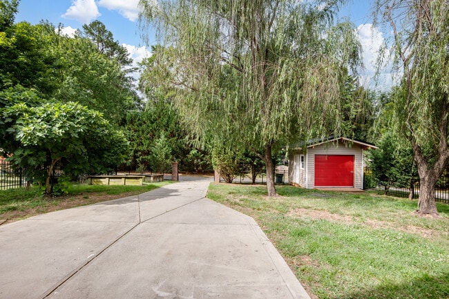 Building Photo - 17047 Hugh Torance Pkwy
