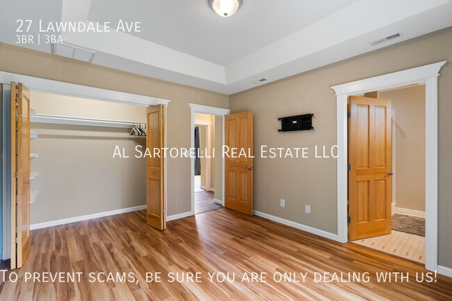 Building Photo - 27 Lawndale Ave