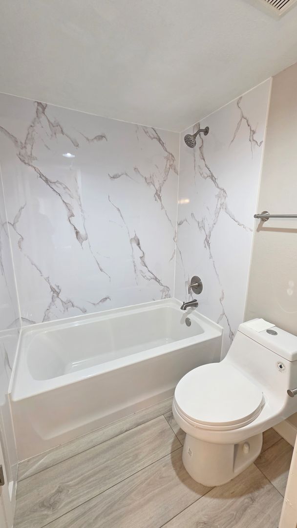 Building Photo - BRAND NEW RENOVATION La Tierra 2 Bedroom 2 Bathroom Condo