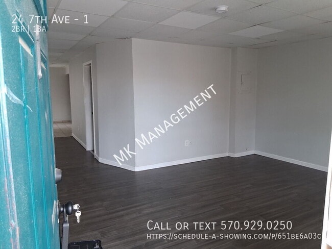 Building Photo - 24 7th Ave