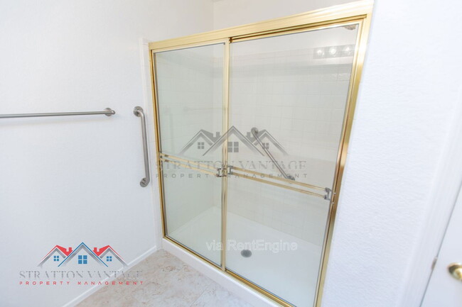 Building Photo - 24625 S Rosewood Dr