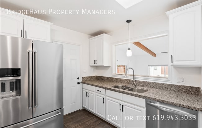 Building Photo - 3089 Greyling Dr
