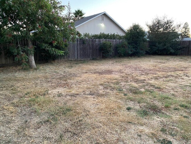 Building Photo - 774 Elk Hills Dr
