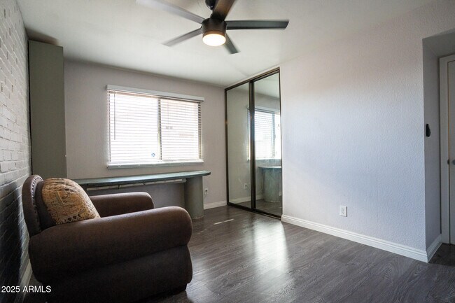 Building Photo - 3844 W Lupine Ave