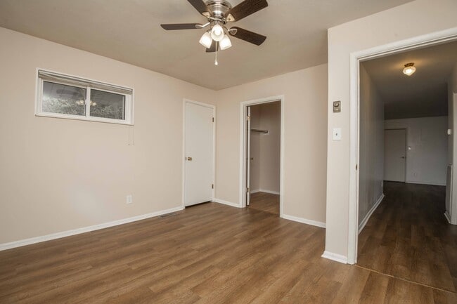 Building Photo - 3051 Dow Dr